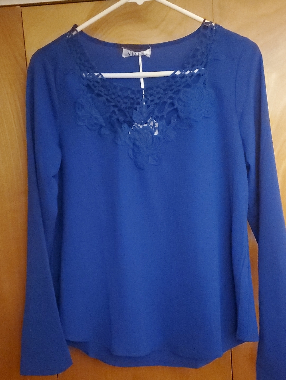 Vizio Size S Blue Long Sleeve Top NWT